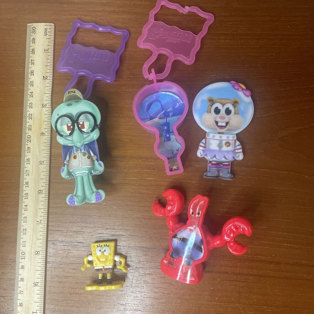 SpongeBob Figures And Backpack Clips Squidward, Sandy, Mr Crabs